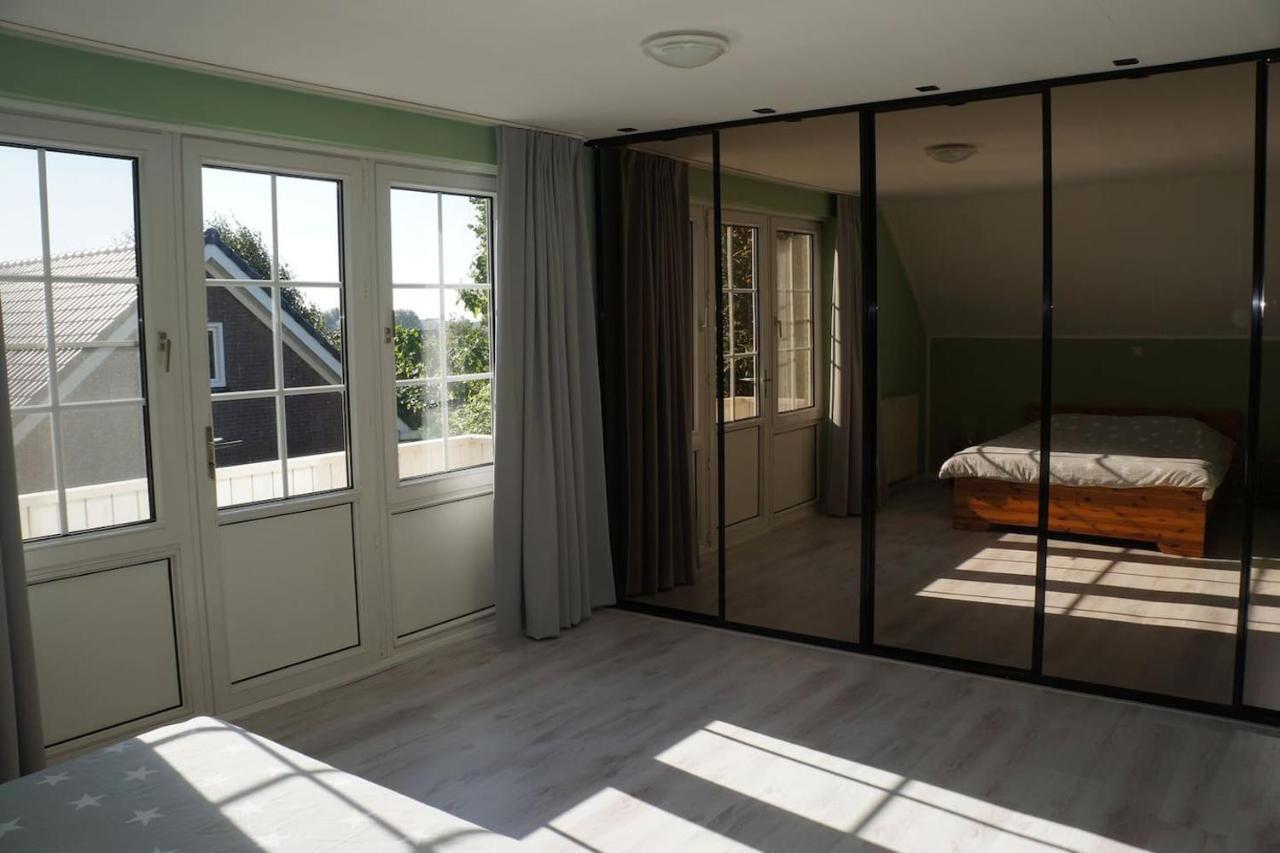Villa Groot Familiehuis Voor 6 Personen In Landelijke, Rustige Omgeving à Breezand Extérieur photo
